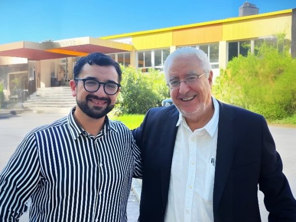 Director de Licenciatura en Historia UGM Javier Castro se perfecciona con beca postdoctoral en España