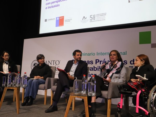Académica UGM Isabella Cuneo participó en seminario