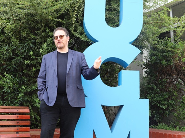 Ben Nelson, fundador del Proyecto Minerva y de Minerva University, visitó la Universidad Gabriela Mistral