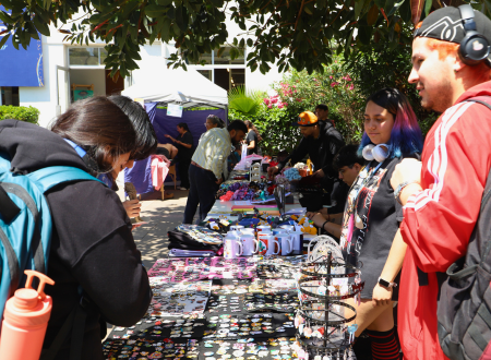 De repostería a accesorios: Feria de Emprendedores regresó a la UGM con más de 15 stands