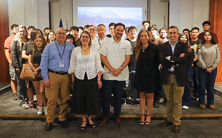 La filosofía de Desafío Levantemos Chile se tomó la UGM con la charla del alumni Ignacio Serrano