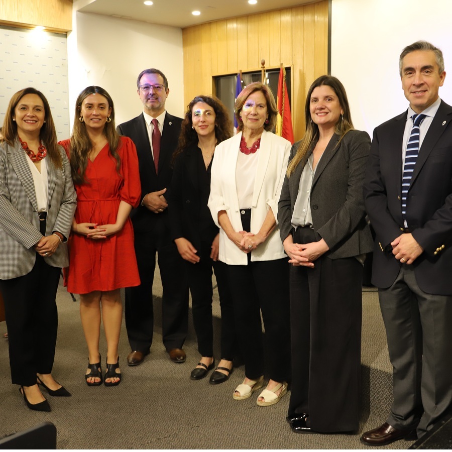 Presidenta de Junta Directiva UGM Mariana Aylwin lidera participación institucional en seminario CUP sobre mujeres en directorios