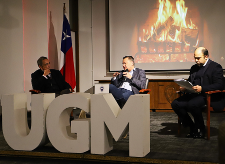 IA y pensamiento crítico: UGM analizó el rol de las humanidades frente a los desafíos tecnológicos